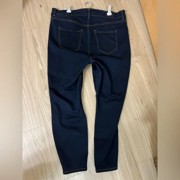 Liverpool Jeans - Picture 5 of 13